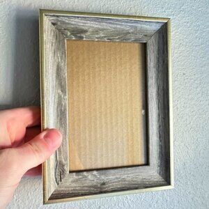 ERA Home 4x6 Photo Frame Weathered Grey Wood and Brushed Gold Metal Border